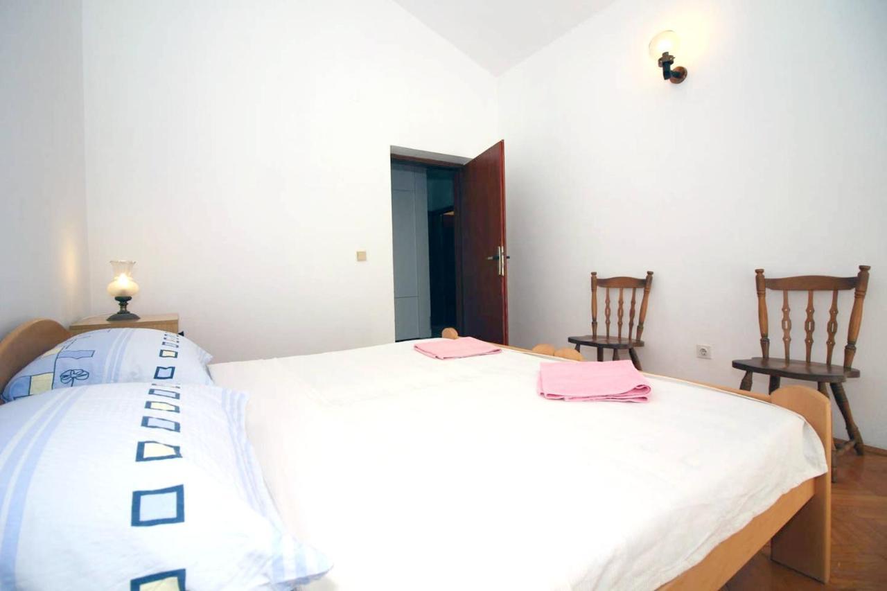 Charming Apartment In Tisno With 2 Bedrooms And Air Conditioning Exterior photo